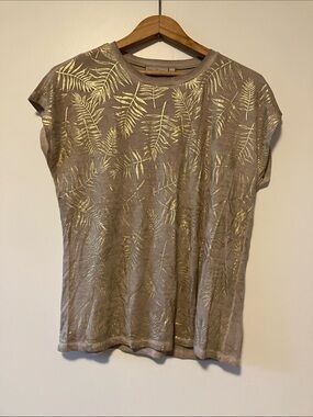 Dantelle Taupe Short Sleeve Tee with Metallic Gold Leaf Print